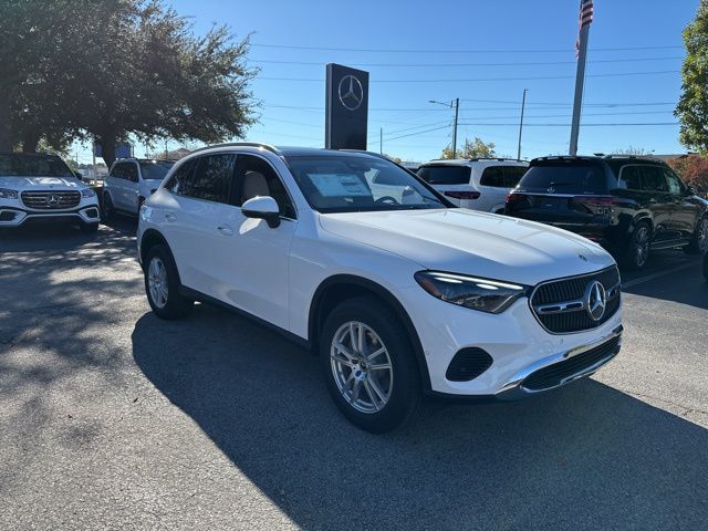2026 Mercedes-Benz GLC 300