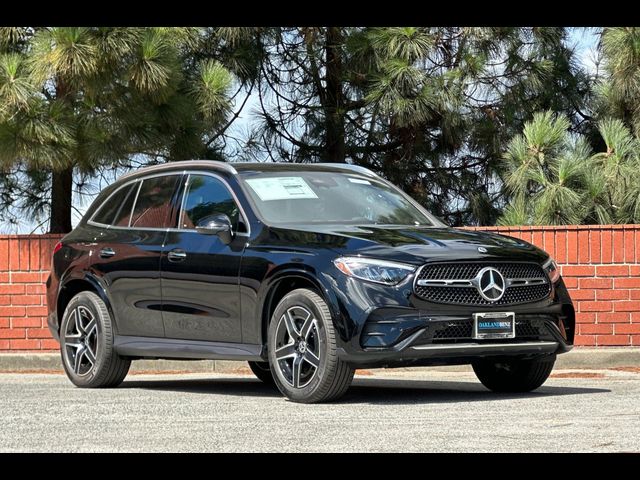 2026 Mercedes-Benz GLC 300