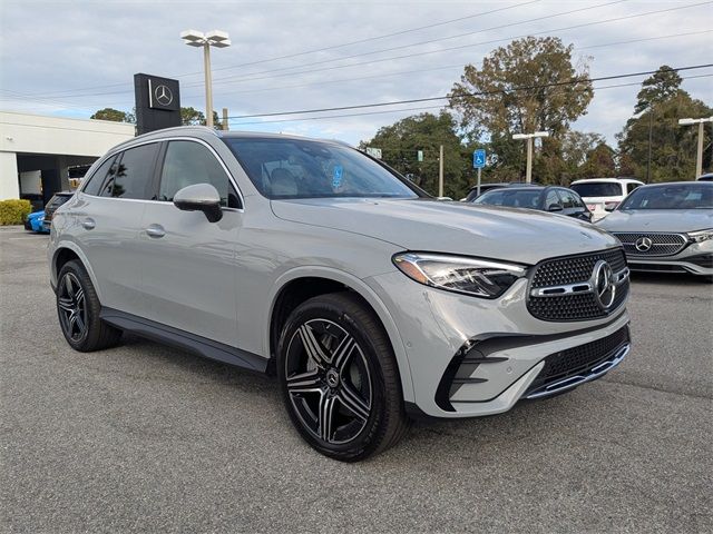 2026 Mercedes-Benz GLC 300