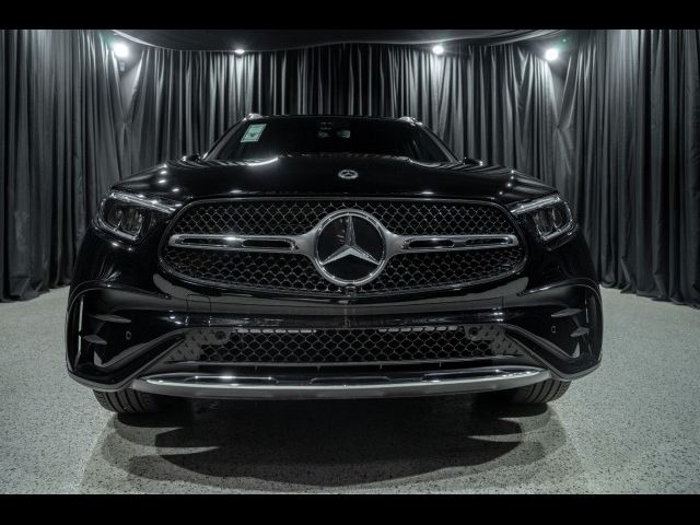 2026 Mercedes-Benz GLC 300