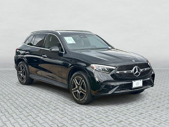 2026 Mercedes-Benz GLC 300