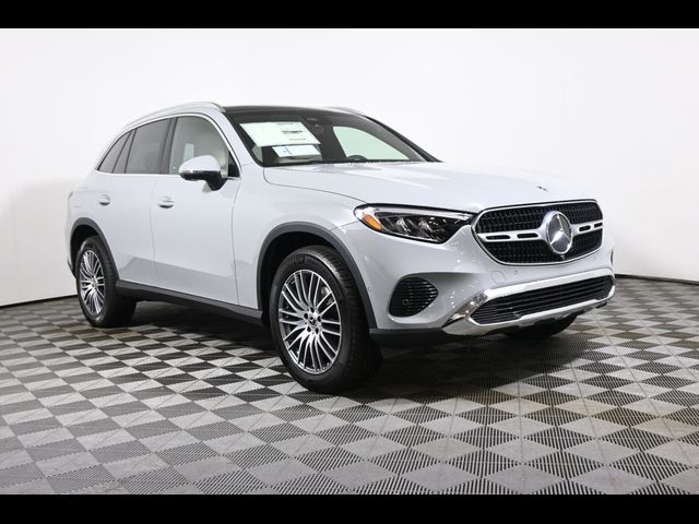 2026 Mercedes-Benz GLC 300