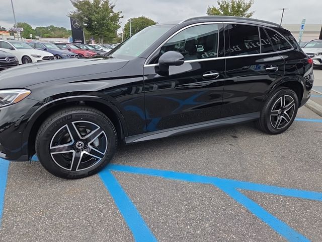 2026 Mercedes-Benz GLC 300