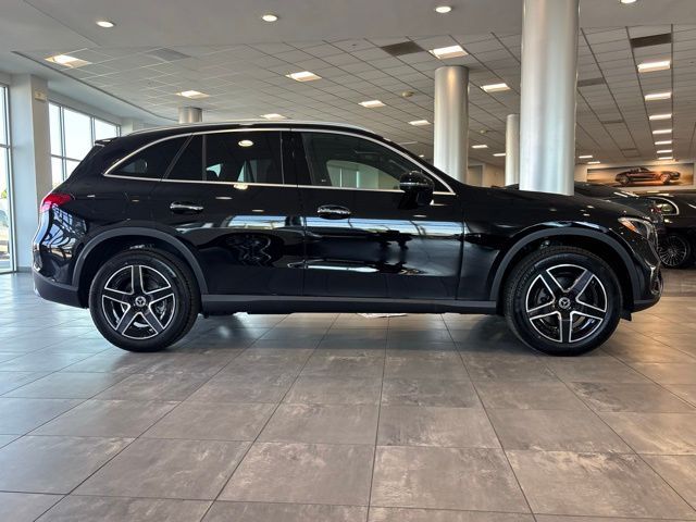 2026 Mercedes-Benz GLC 300