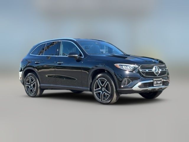 2026 Mercedes-Benz GLC 300