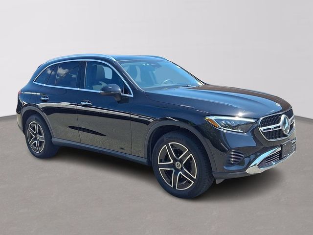 2026 Mercedes-Benz GLC 300