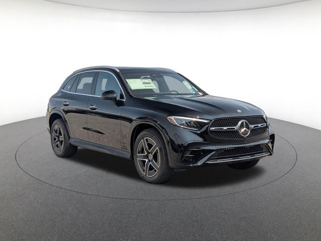 2026 Mercedes-Benz GLC 300