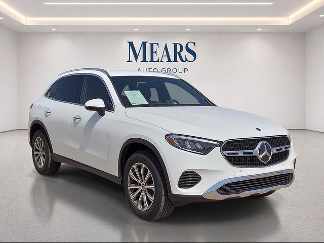 2026 Mercedes-Benz GLC 300