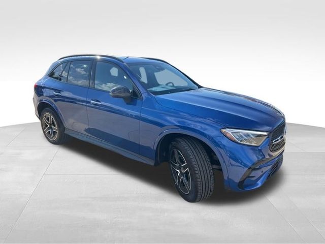 2026 Mercedes-Benz GLC 300