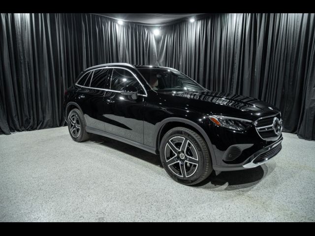 2026 Mercedes-Benz GLC 300