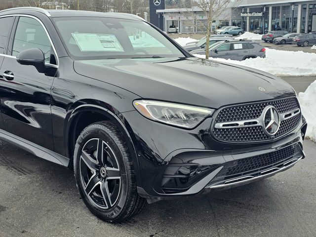 2026 Mercedes-Benz GLC 300