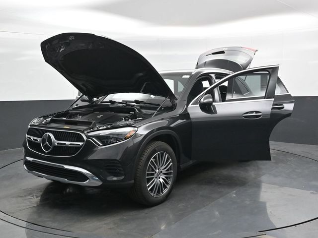 2026 Mercedes-Benz GLC 300