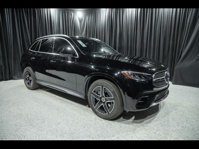 2026 Mercedes-Benz GLC 300