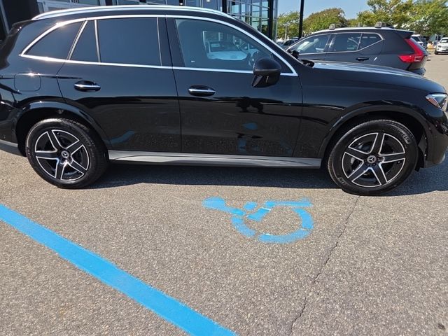 2026 Mercedes-Benz GLC 300