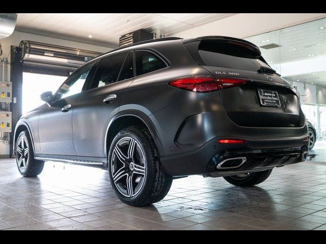 2026 Mercedes-Benz GLC 300