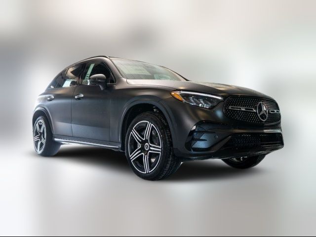 2026 Mercedes-Benz GLC 300