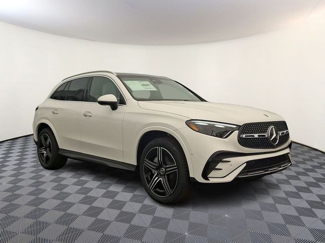 2026 Mercedes-Benz GLC 300