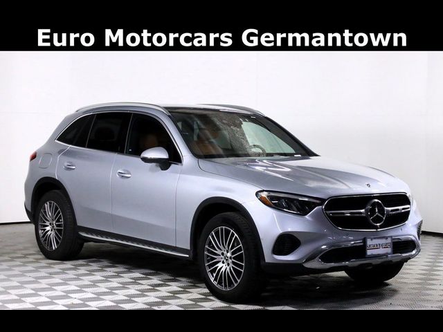 2026 Mercedes-Benz GLC 300