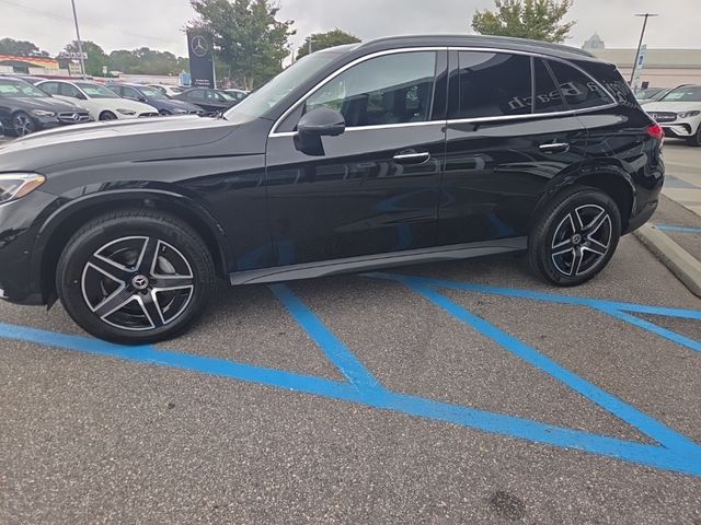 2026 Mercedes-Benz GLC 300