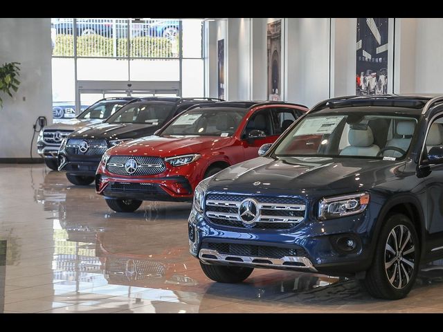 2026 Mercedes-Benz GLC 300