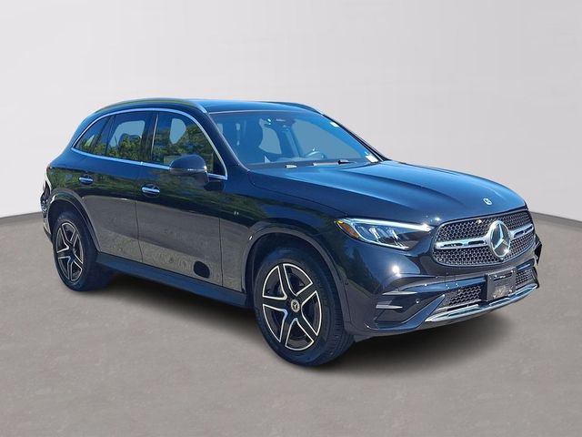 2026 Mercedes-Benz GLC 300