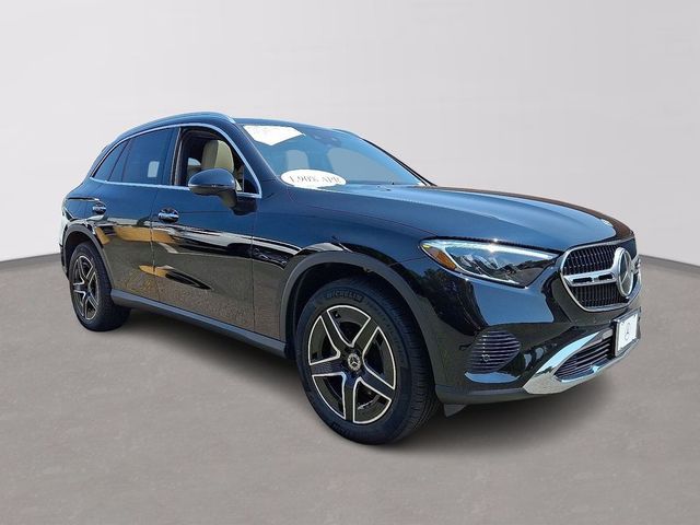 2026 Mercedes-Benz GLC 300