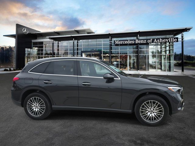 2026 Mercedes-Benz GLC 300