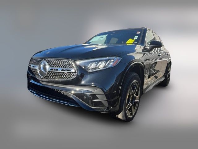 2026 Mercedes-Benz GLC 300