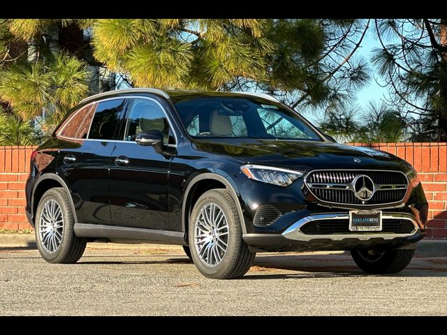 2026 Mercedes-Benz GLC 300