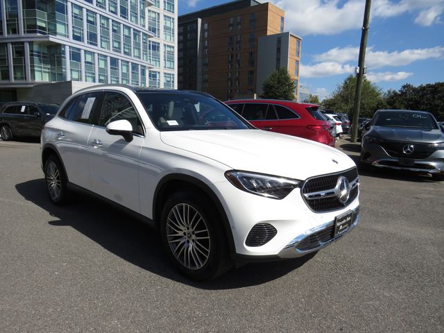 2026 Mercedes-Benz GLC 300