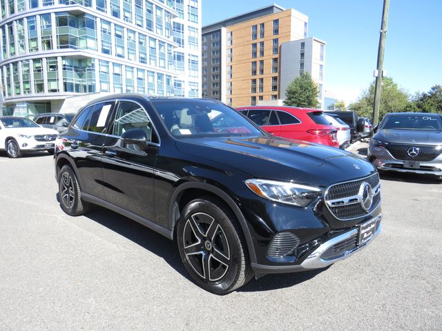 2026 Mercedes-Benz GLC 300