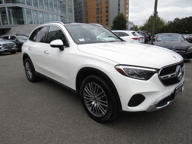 2026 Mercedes-Benz GLC 300
