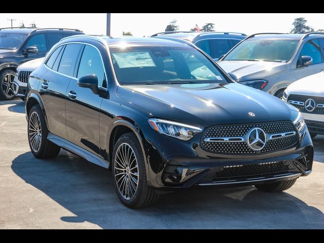 2026 Mercedes-Benz GLC 300