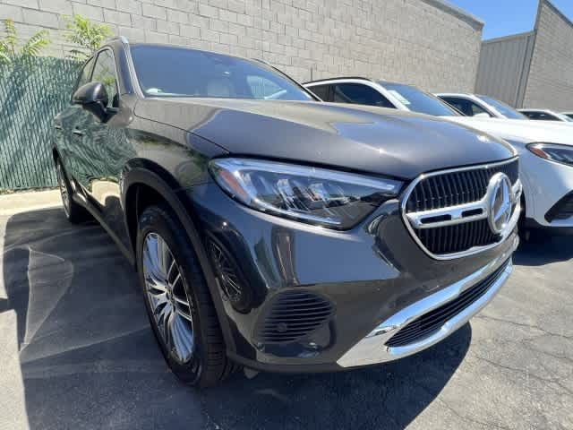 2026 Mercedes-Benz GLC 300