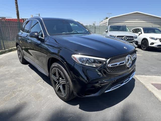 2026 Mercedes-Benz GLC 300