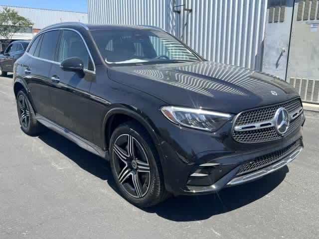 2026 Mercedes-Benz GLC 300