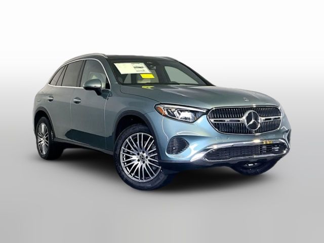 2026 Mercedes-Benz GLC 300