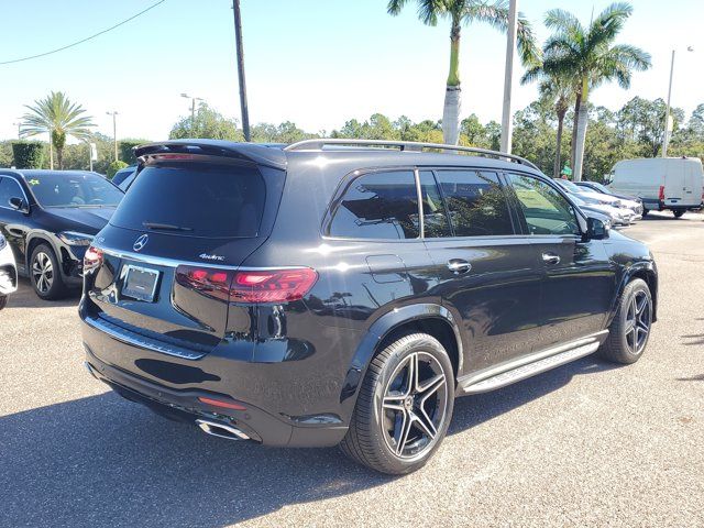 2026 Mercedes-Benz GLS 450