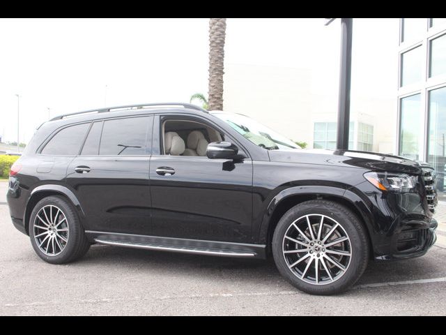 2026 Mercedes-Benz GLS 450