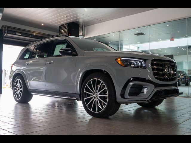 2026 Mercedes-Benz GLS 580