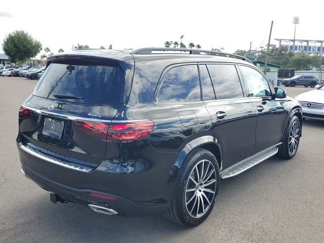 2026 Mercedes-Benz GLS 580