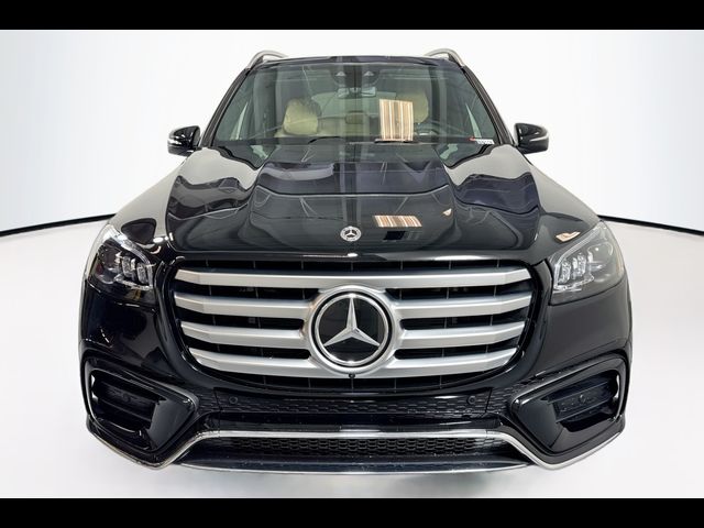 2026 Mercedes-Benz GLS 580