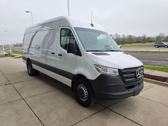 2026 Mercedes-Benz Sprinter Cargo
