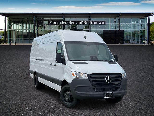 2026 Mercedes-Benz Sprinter Cargo