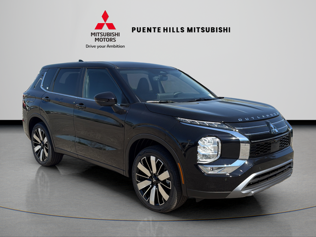 2026 Mitsubishi Outlander SE