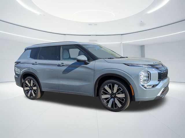 2026 Mitsubishi Outlander SEL