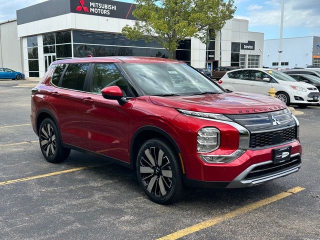 2026 Mitsubishi Outlander SE