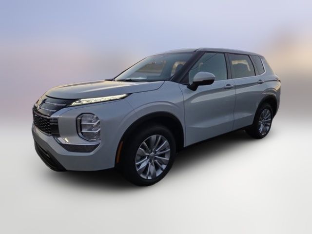 2026 Mitsubishi Outlander ES