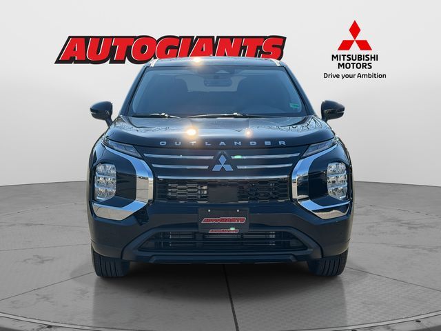 2026 Mitsubishi Outlander ES