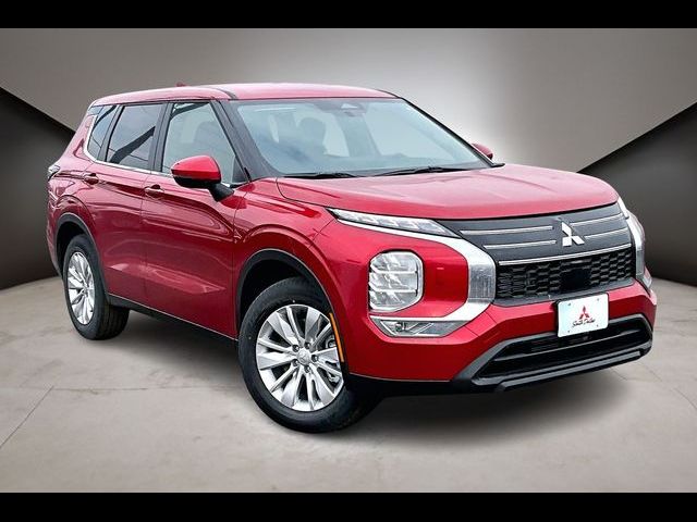 2026 Mitsubishi Outlander ES